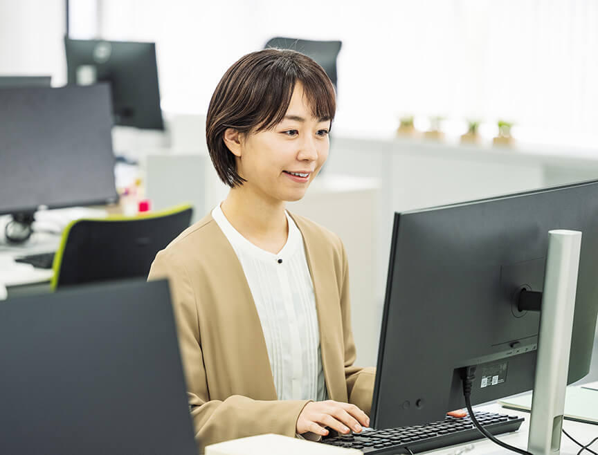 金融事務
