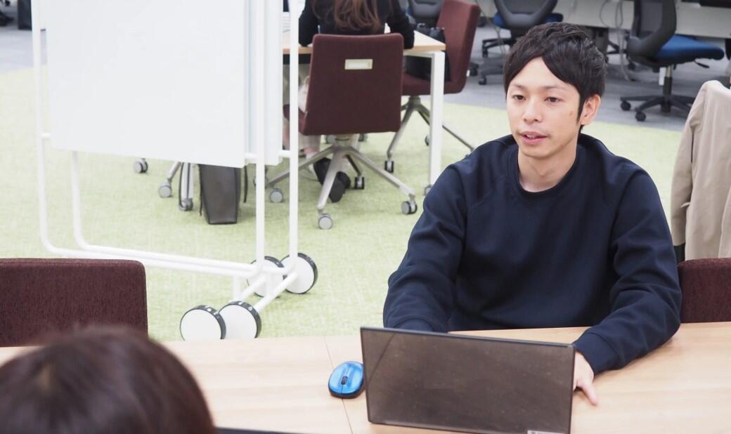派遣社員の働き方が気になっている浅見