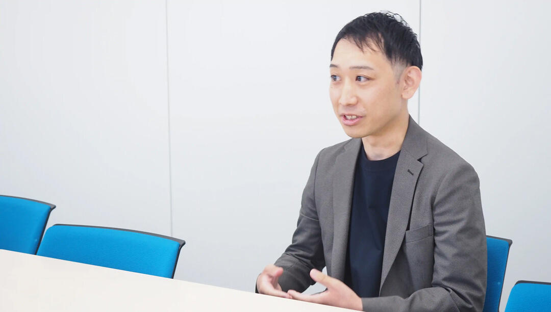 転職して契約社員から正社員への登用を目指した小林