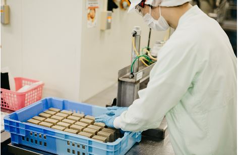 ＜子安駅近く＞マーガリンの製造☆繰り返し作業が好きな方♪