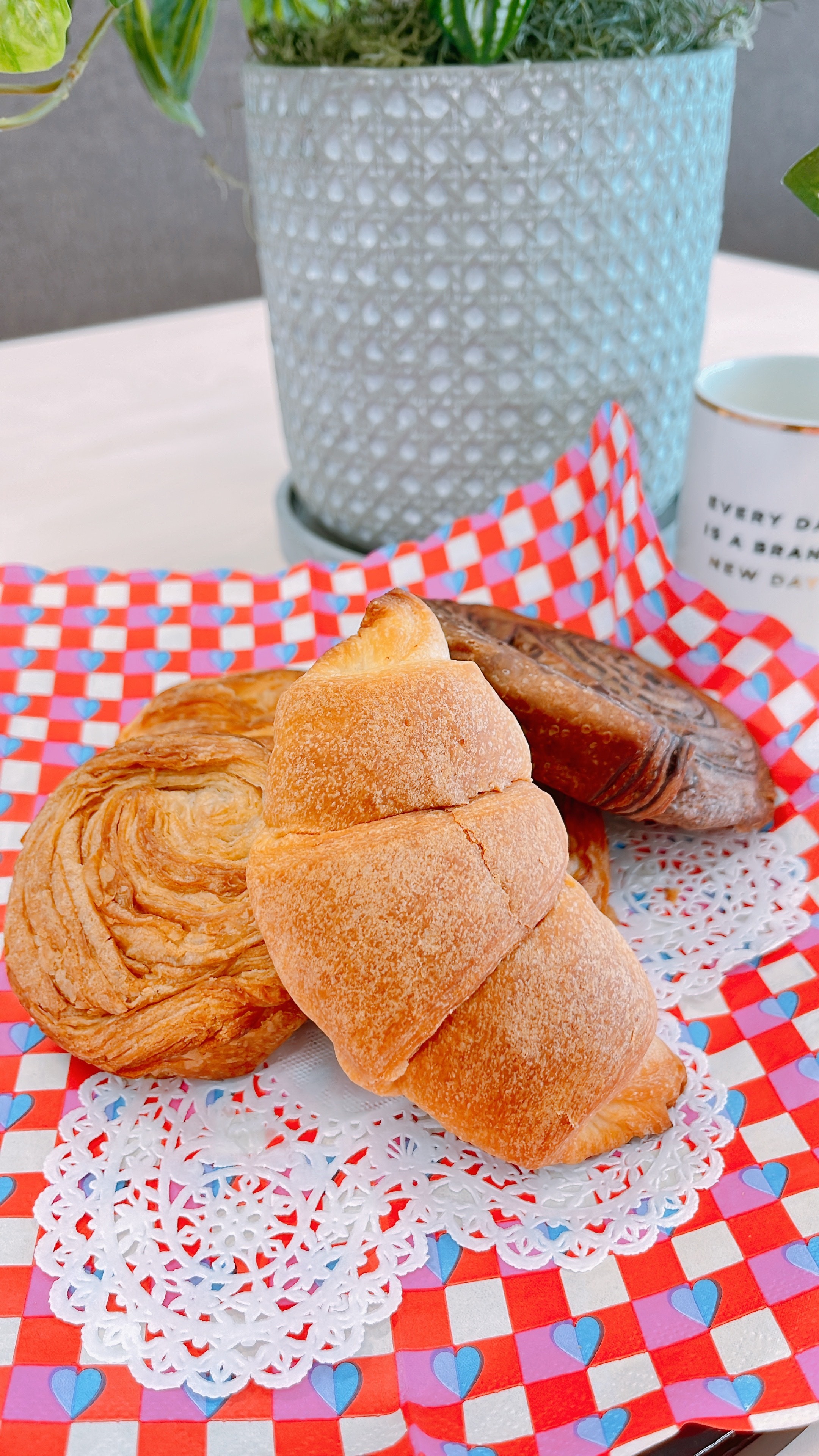 【朝ゆっくりしたい】13時スタート！パンの検品・箱詰め☆