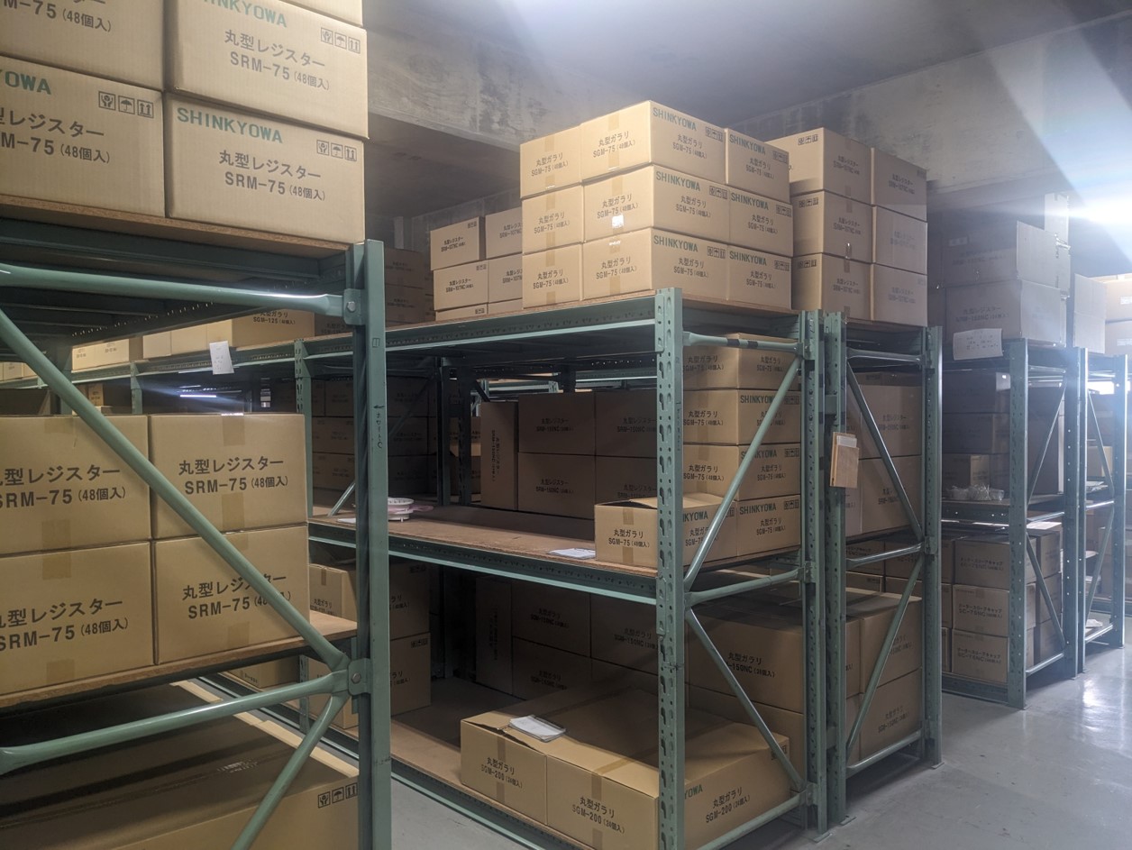＜2名募集／未経験OK＞ドアノブなど住宅用部品の入出荷 ＠1500円