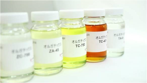＼残業なしで月収27万円超／もくもく倉庫作業＆フォークリフト