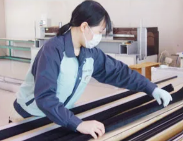 〈正社員紹介予定派遣〉網戸・ロールスクリーンの製造リーダー