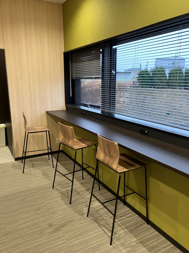 業績好調のため増員/未経験大歓迎！キレイな倉庫で軽作業♪