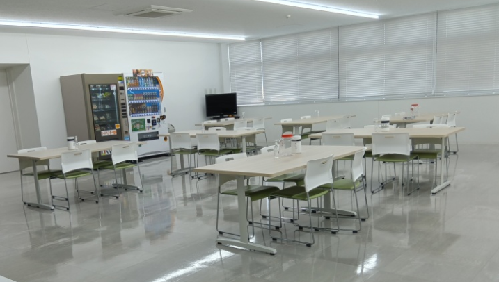 【10名増員】短期／3月下旬まで★タブレットの設定＆シール貼り