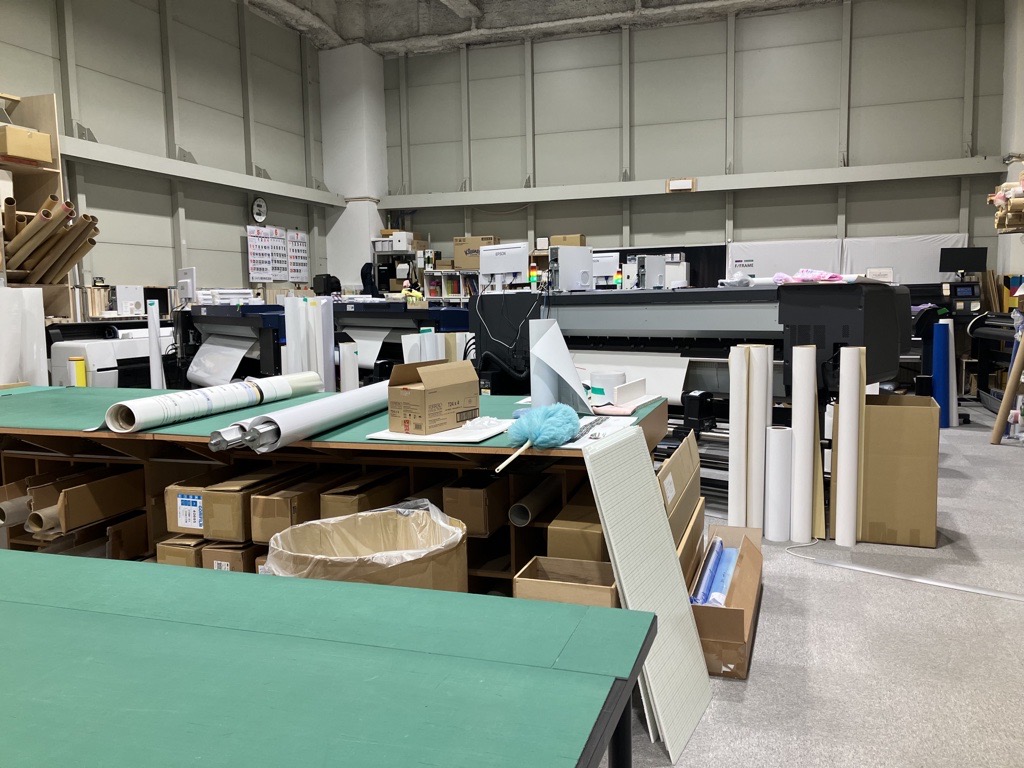 【髪色自由＆ネイルOK】イベント企画会社でデザインボード作り♪