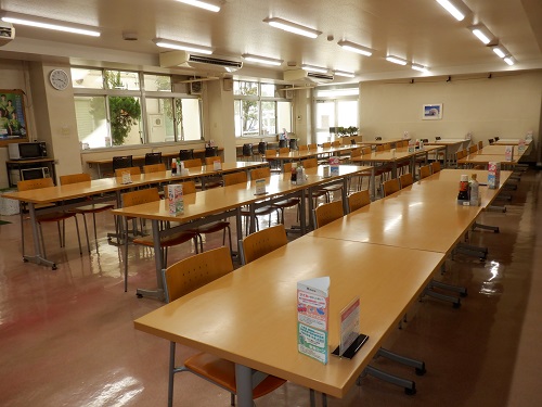 深夜時給2250円★夜勤があって稼げる！粉製品の製造★土日祝休み