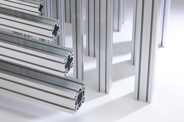 未経験OKの軽作業★休み充実×時給1420円