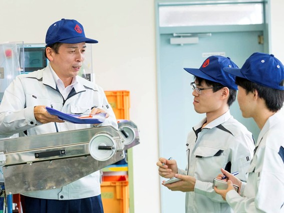 座り仕事で検査スイスイ♪経験活かせる安心ワーク