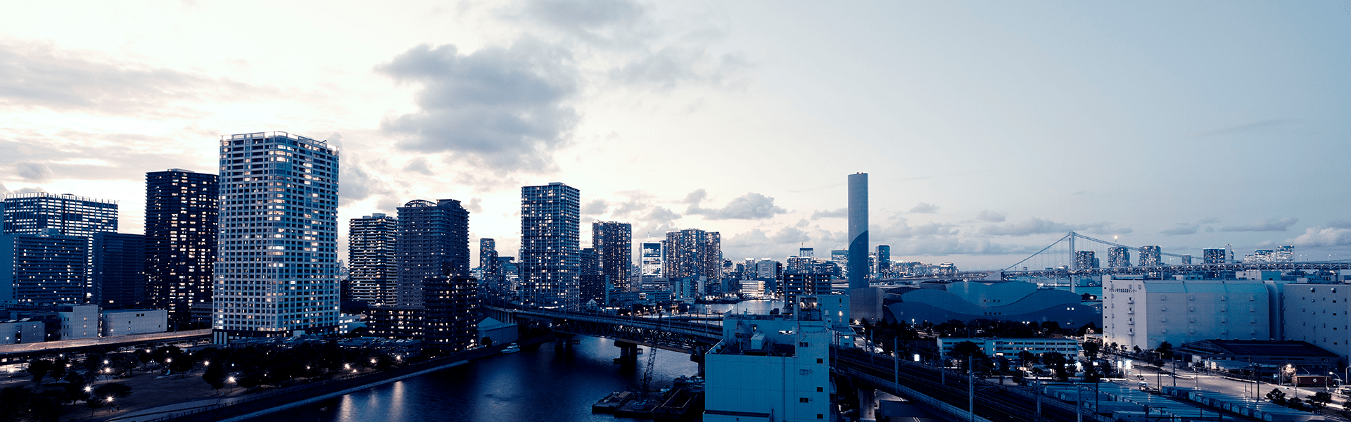 【高時給1,900円】フォークほぼ100％★免許活かせる！