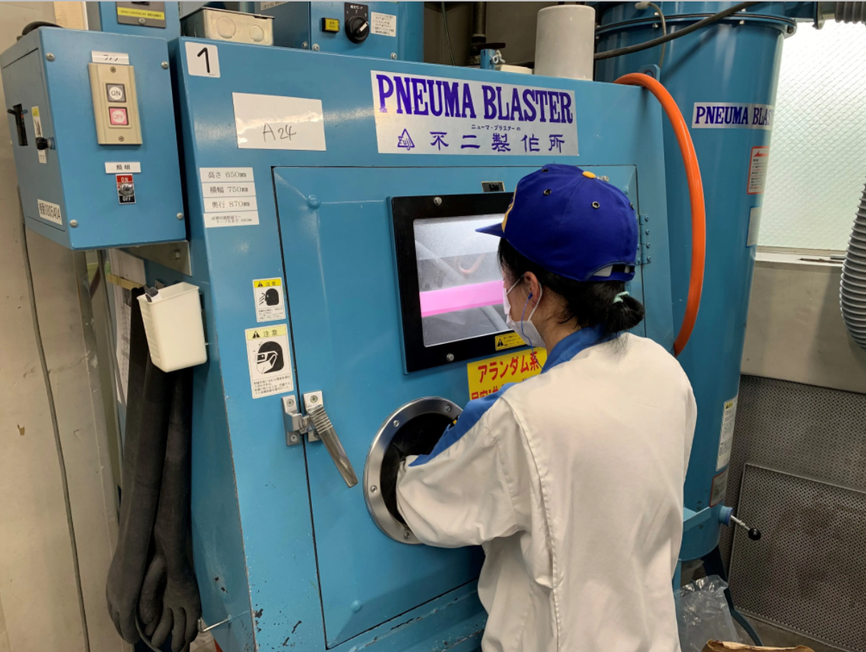 毎日手で仕上げる「仕事の楽しさ」×安定収入あり／月収例32万