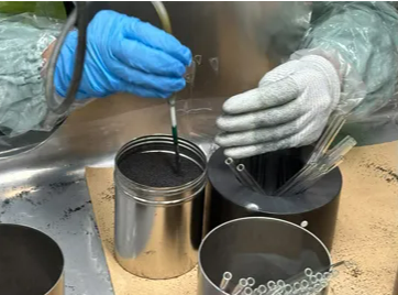 複数募集★座り作業★日数・時間帯を選べる★時給1500円