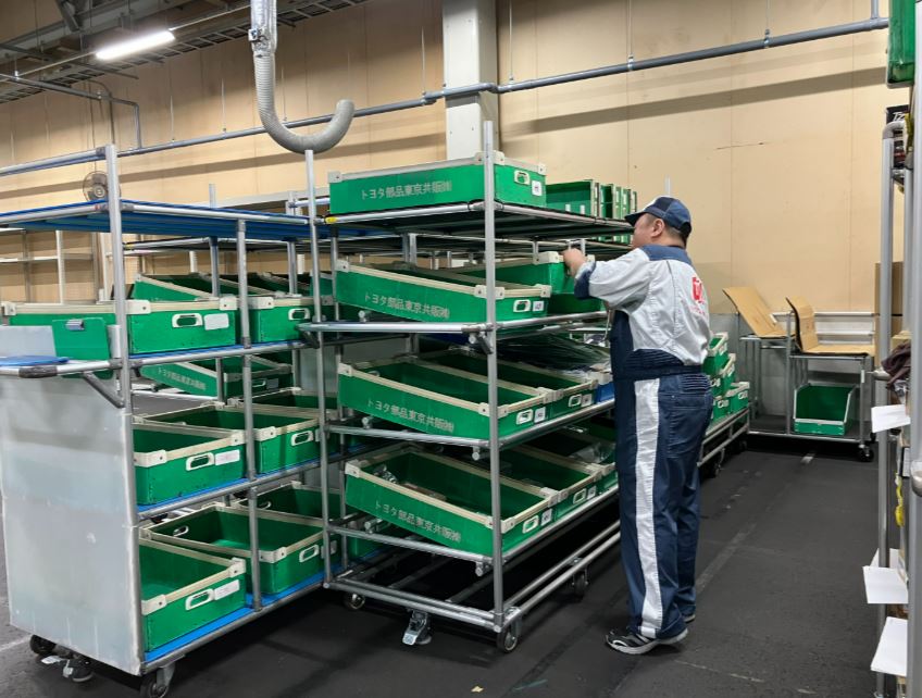 4月開始☆ナンバー取付作業／未経験OK！時給1600円♪