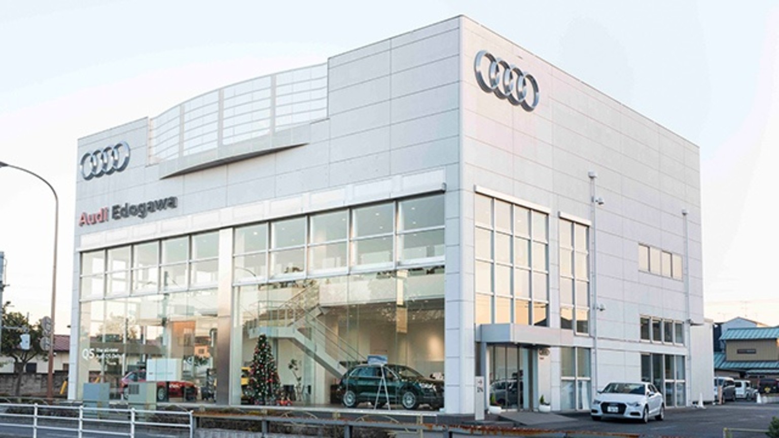 接客疲れな方◎少し話すくらいがちょうどいい車両移動スタッフ