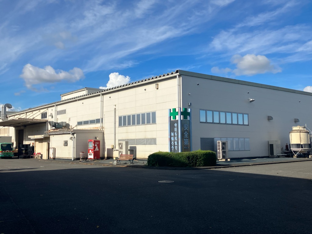 4月開始【厚木市】筒型へ粉原料を流す成型の簡単業務