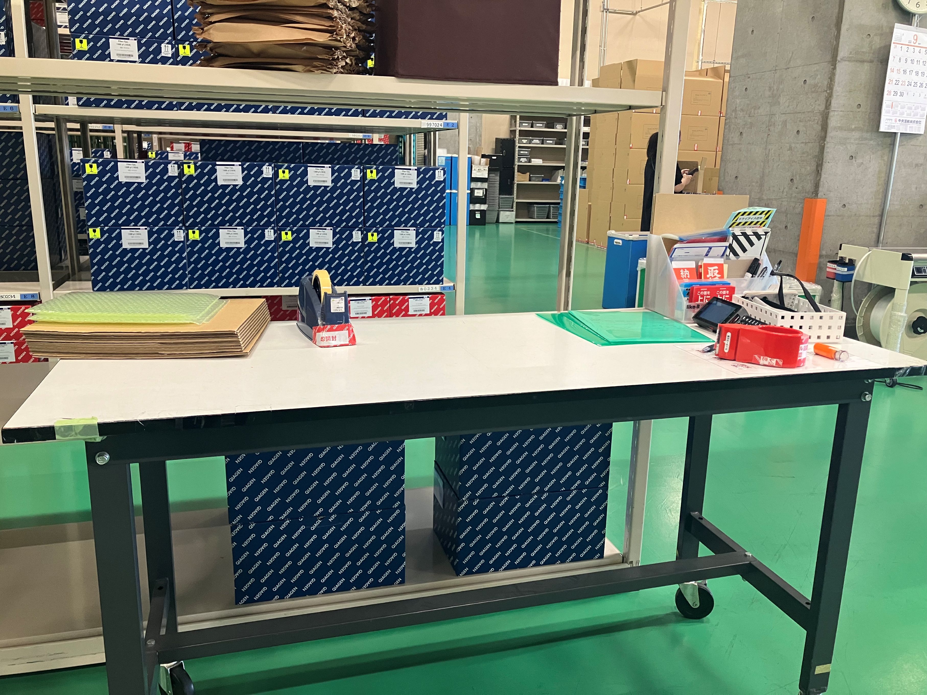 月収例26万円＜座りあり＞かる～い薬などの検品☆彡重量物なし