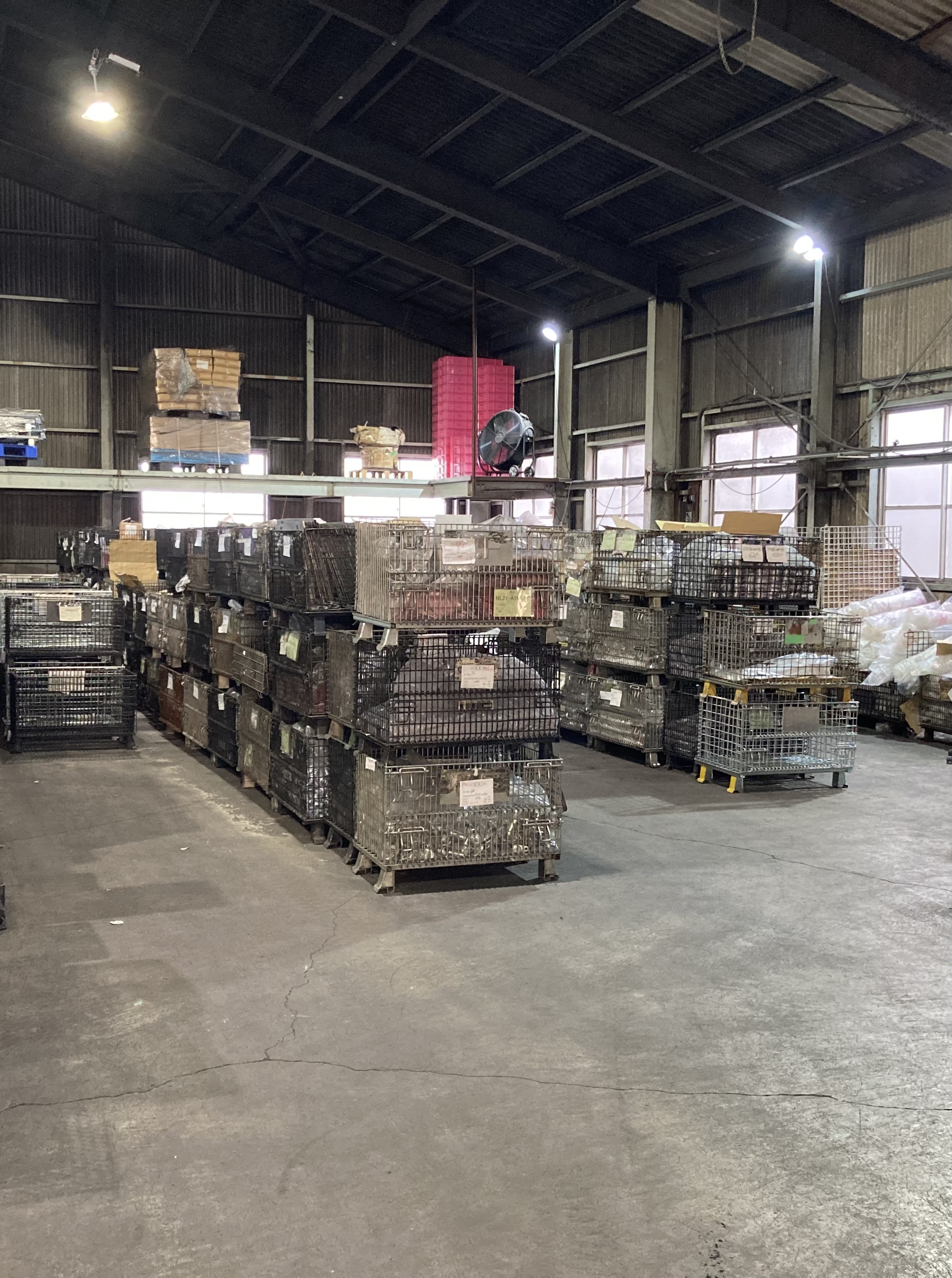 【月収例26万円】猫がいる倉庫で毎日癒し♪ネジのピッキング