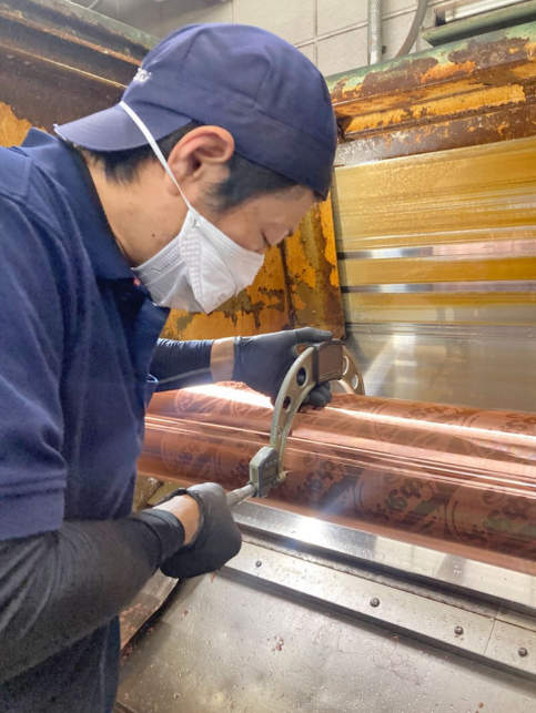 【未経験から正社員を目指せる！】空調完備！加工オペレーター