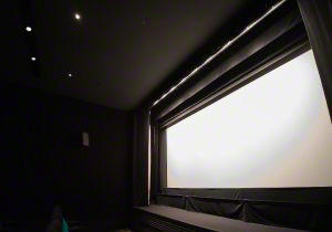 レア求人◎映写業務で経験活躍♪【土日祝休み】東宝G★