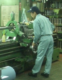 【川越市芳野台】未経験OK！コツコツものづくり／月収例25万