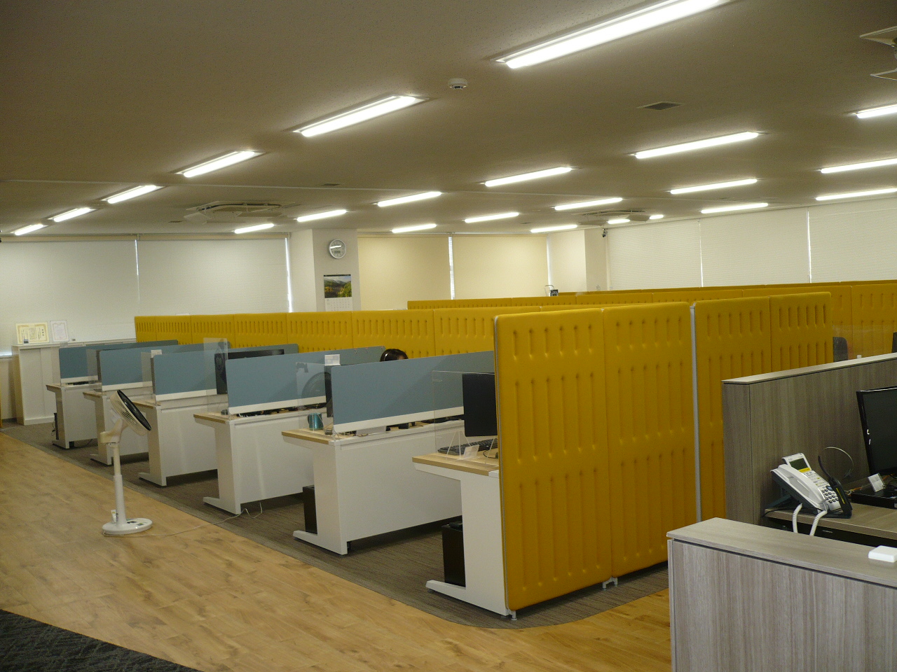 ＼週3～4日OK！／未経験大カンゲイ！メーカーの問い合わせ対応