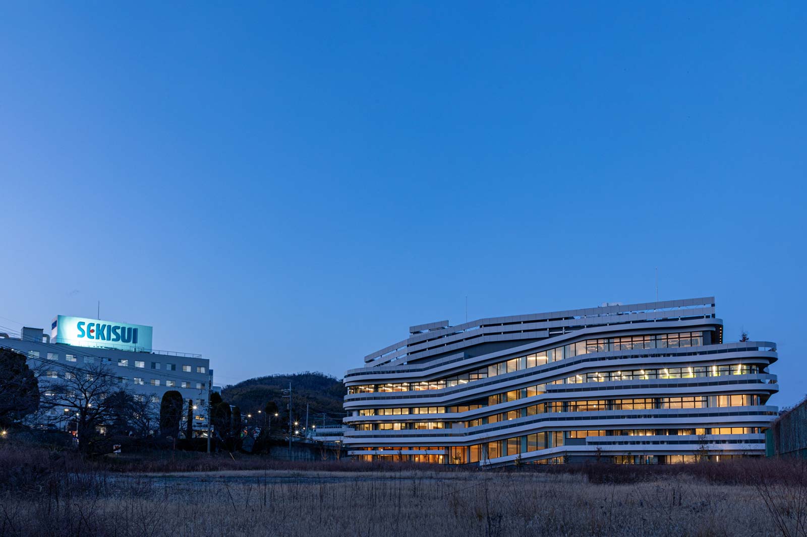 電話ナシ☆時給1600円～♪残業ほぼなし♪樹脂材料の試作　＠島本