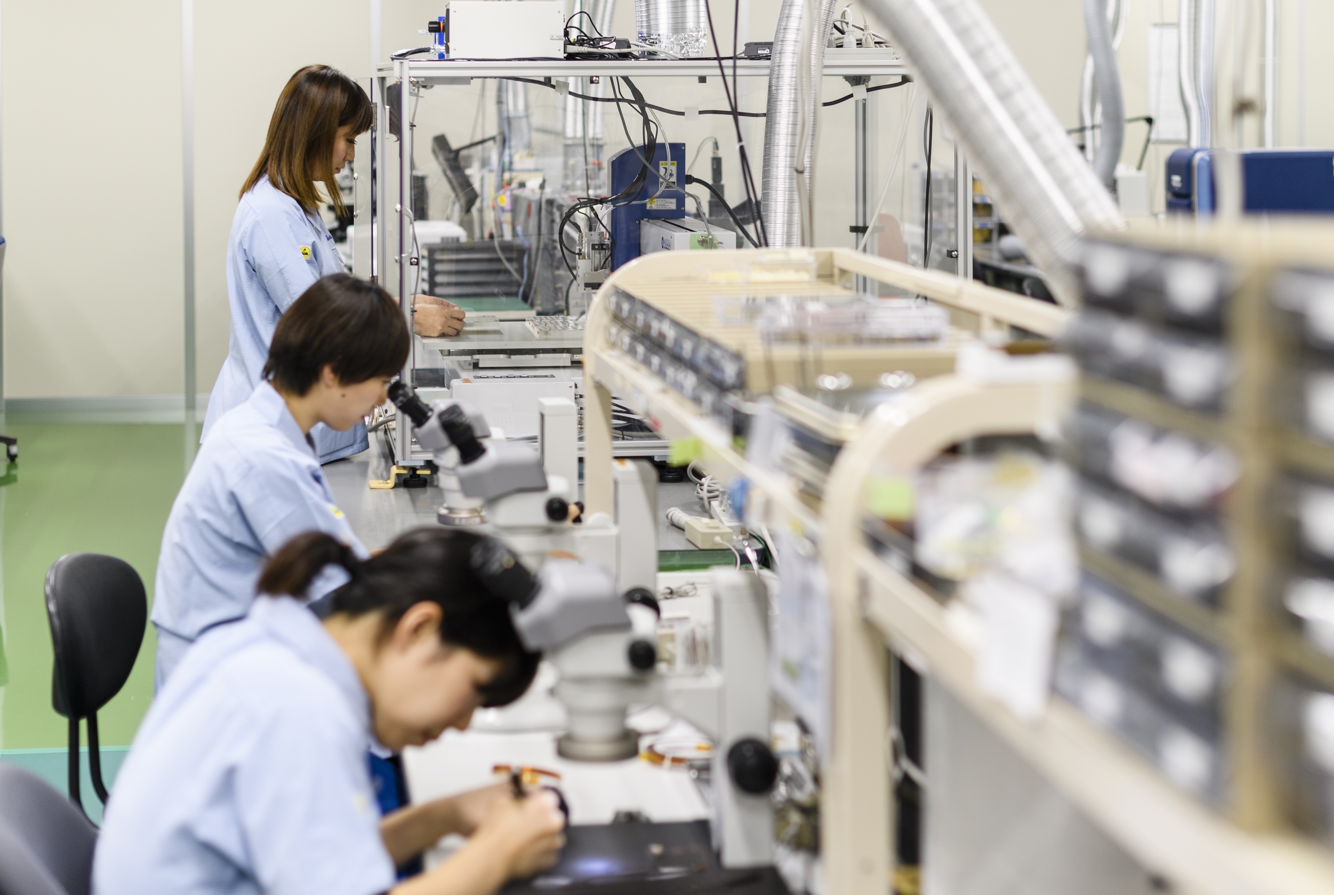 未経験歓迎♪17時半定時◎製品検査☆1330円！車通勤OK★野洲