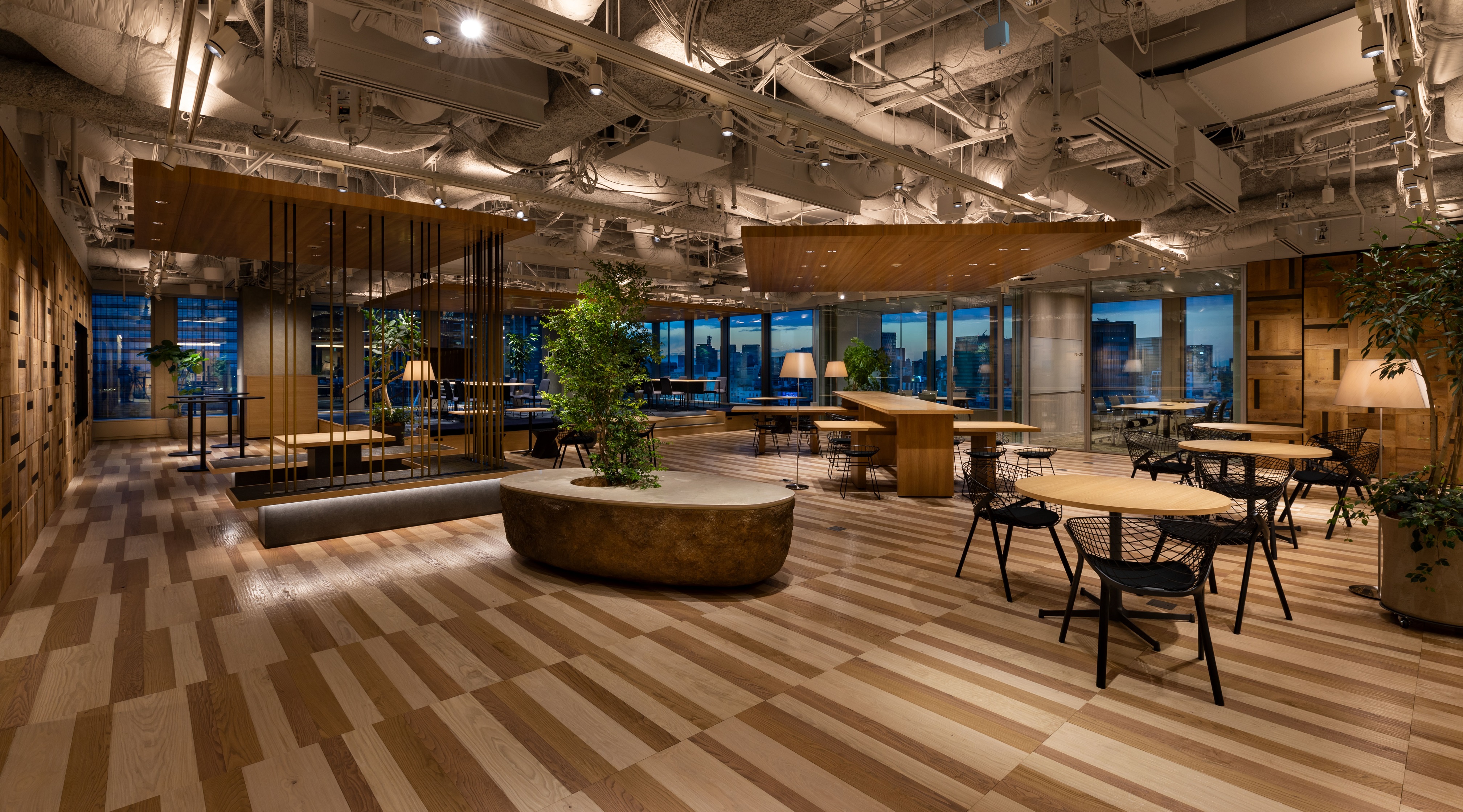 ＜大手で社員目指せる！＞年収400万～↑事務サポート♪＠三越前