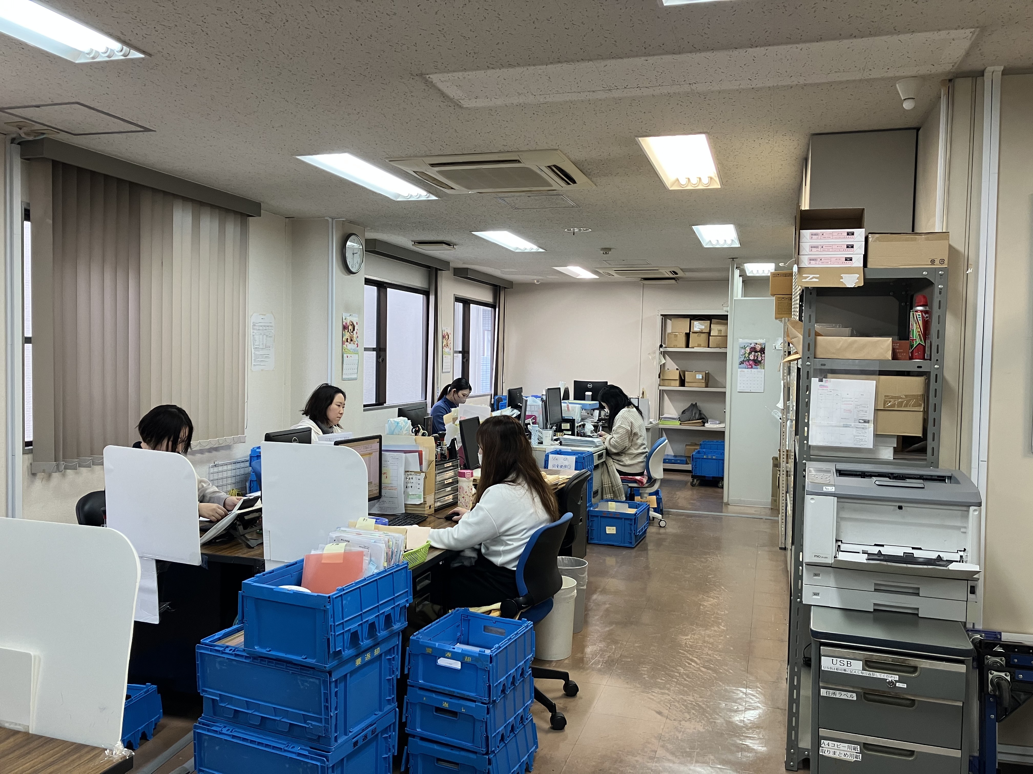 来年3月迄☆同業務あり♪動きありのサポート事務♪17時＠1500