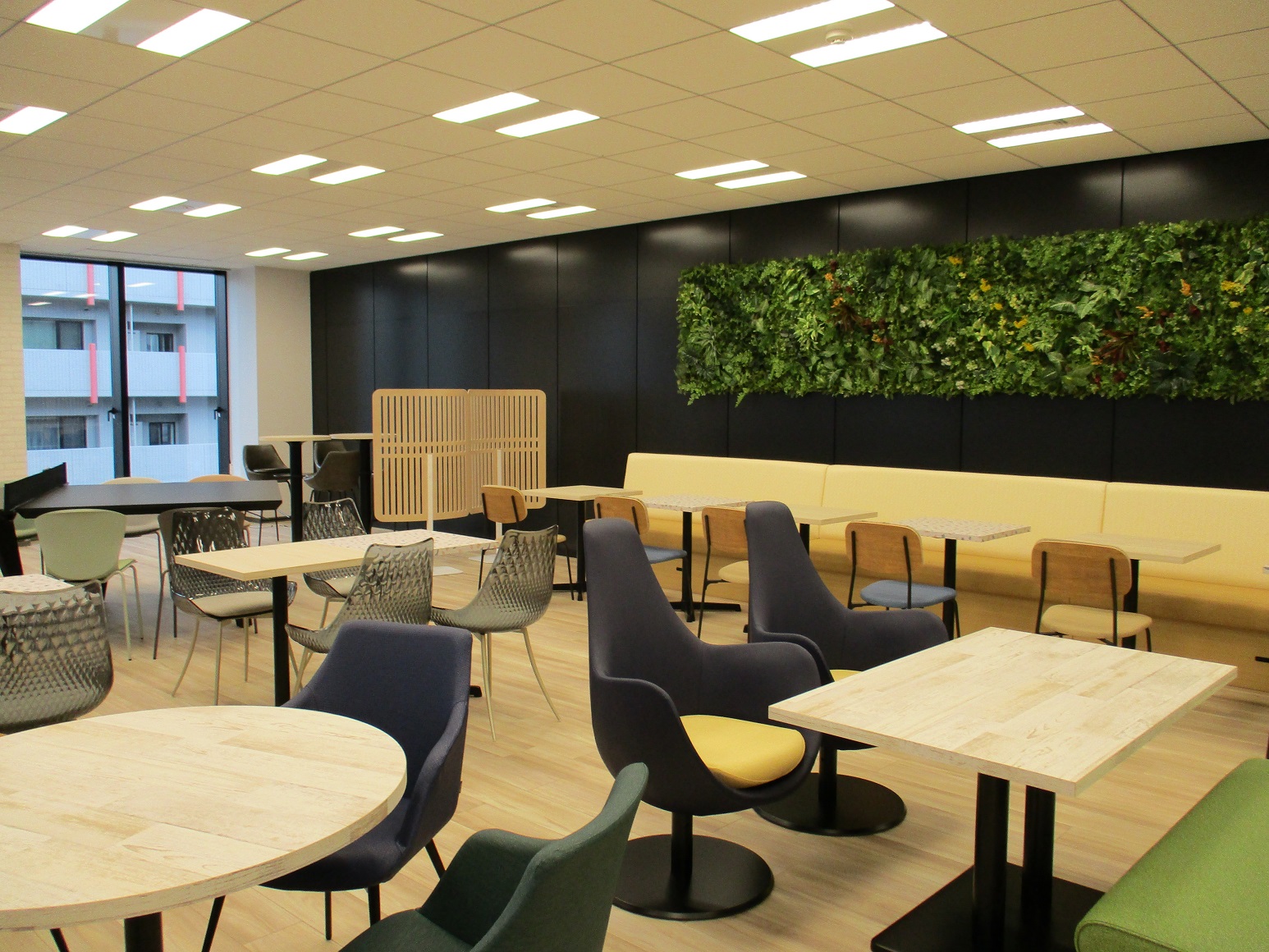 5/7Start＼1400円×ノンテレ事務！／やり取りは社内のみ！