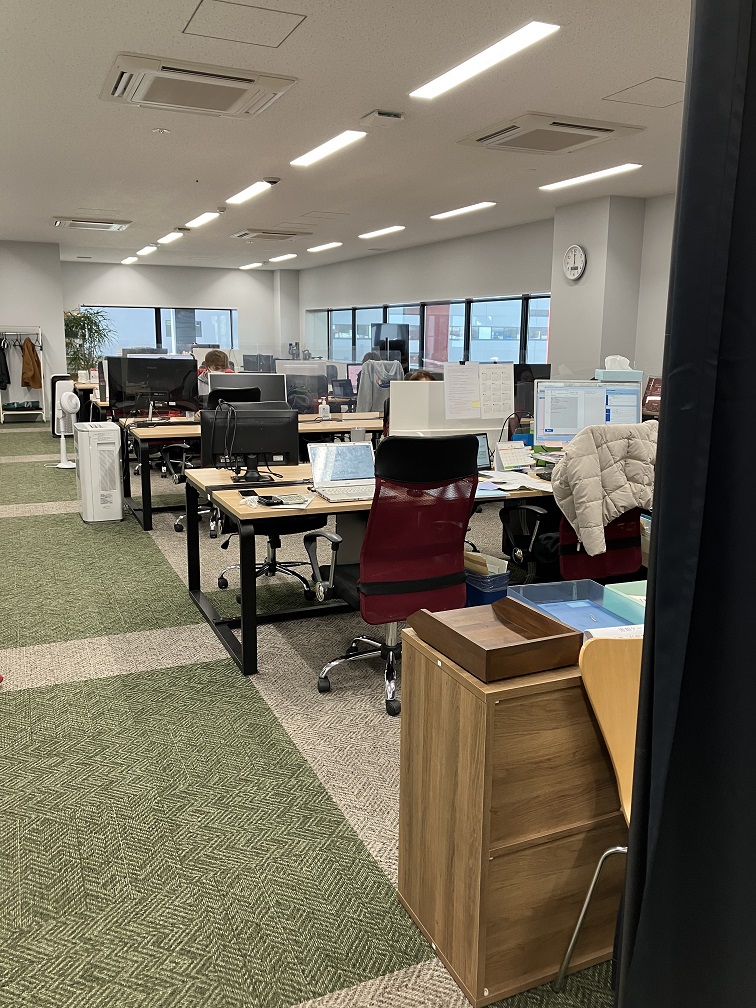 【正社員/三郷】年収310万円～/残業ほぼ0/未経験OK♪9-18時勤務