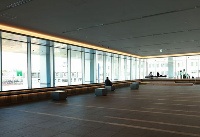 ＜海老名駅＊直結＞新築オフィス／ヘルプデスク｜年収390万円↑