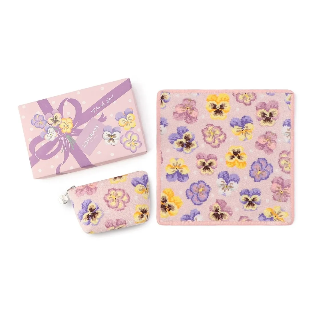 有名キャラクターとのコラボも！POPでかわいい雑貨が勢ぞろい♪