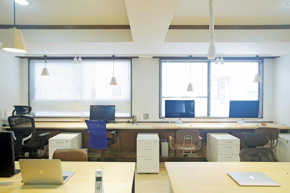 木のぬくもりが魅力♪デザイン企業で営業サポート★30～40代活躍