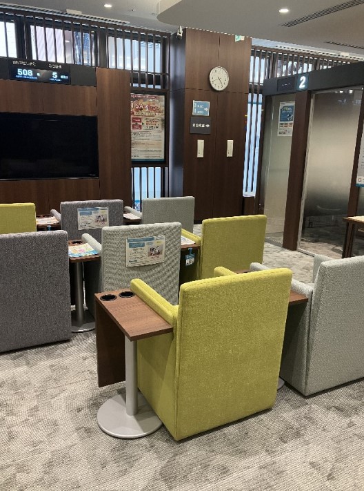 【時給1400円】小倉駅1分◇定期預金や資産運用のアドバイス営業