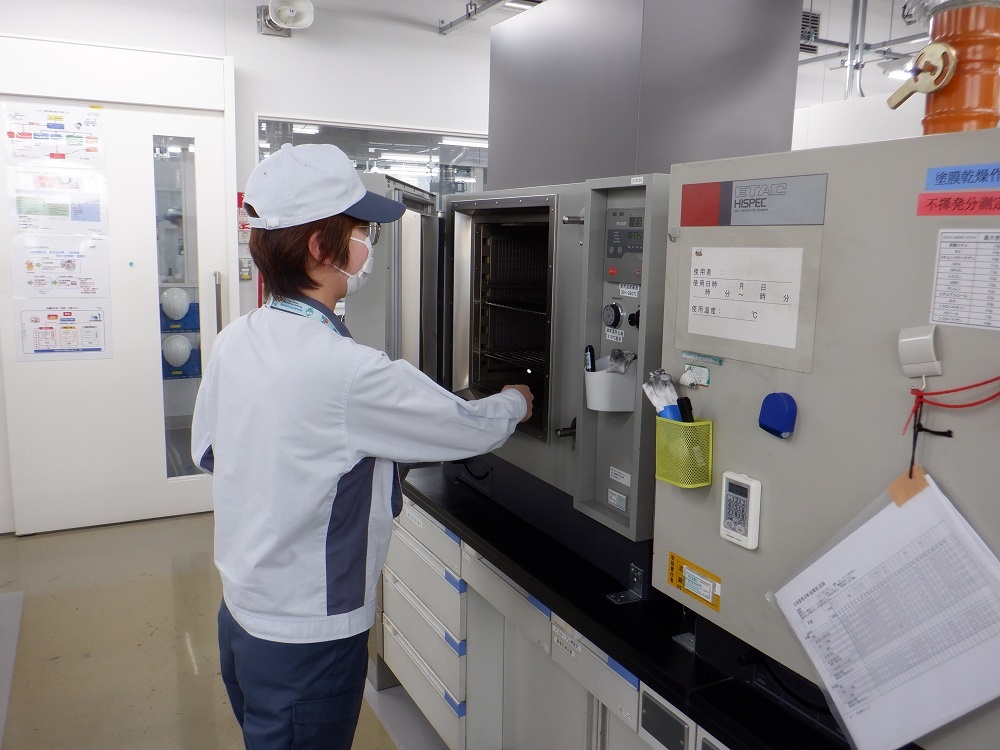 ＼高時給1,800円×板橋区／未経験OK◎インクを作り出す実験補助