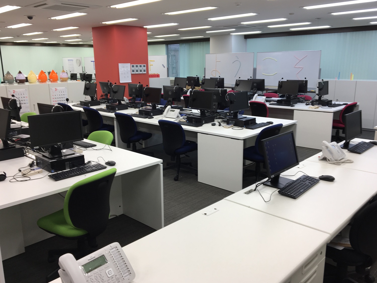 ＼9‐17時×週4日勤務♪土日祝お休み／事務はじめてOK☆電話発信