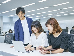 CMお馴染みの大手結婚相談サービス♪資料請求のお客様へTEL発信