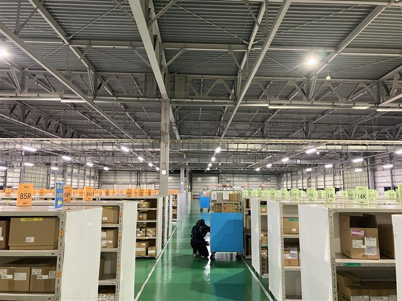 《未経験OK》定着率good！大手企業の物流センターで作業デビュー