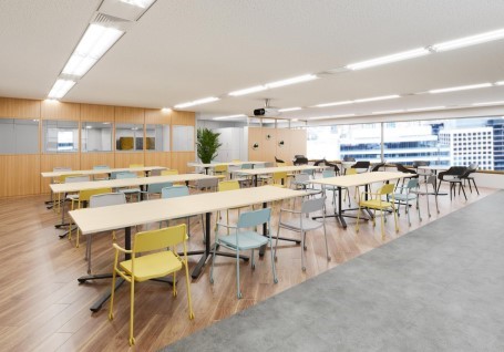 ＼うれしい月27万／未経験OK★スキル身につく！人事・給与計算♪