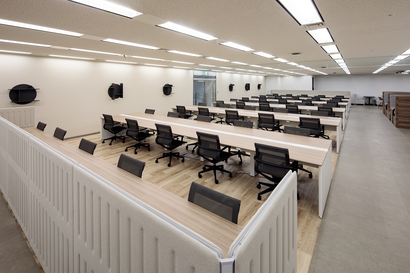 在宅週2★時給2,000円♪私服出勤＆ネイル自由◆企業広報