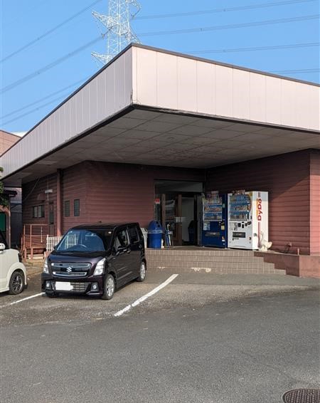 ＼年末まで短期×3名募集／制服なし♪コツコツ羽毛つめつめ作業