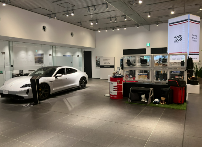 週2日◆時給1900円★ドイツの自動車メーカーでショールーム受付