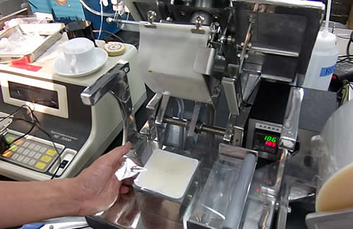 【三宮/駅チカ】ブランクOK！指導体制充実☆彡食品の分析