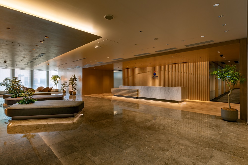 <上場企業>スポーツエンタメ/17時台終了/年収400万円@東京本社