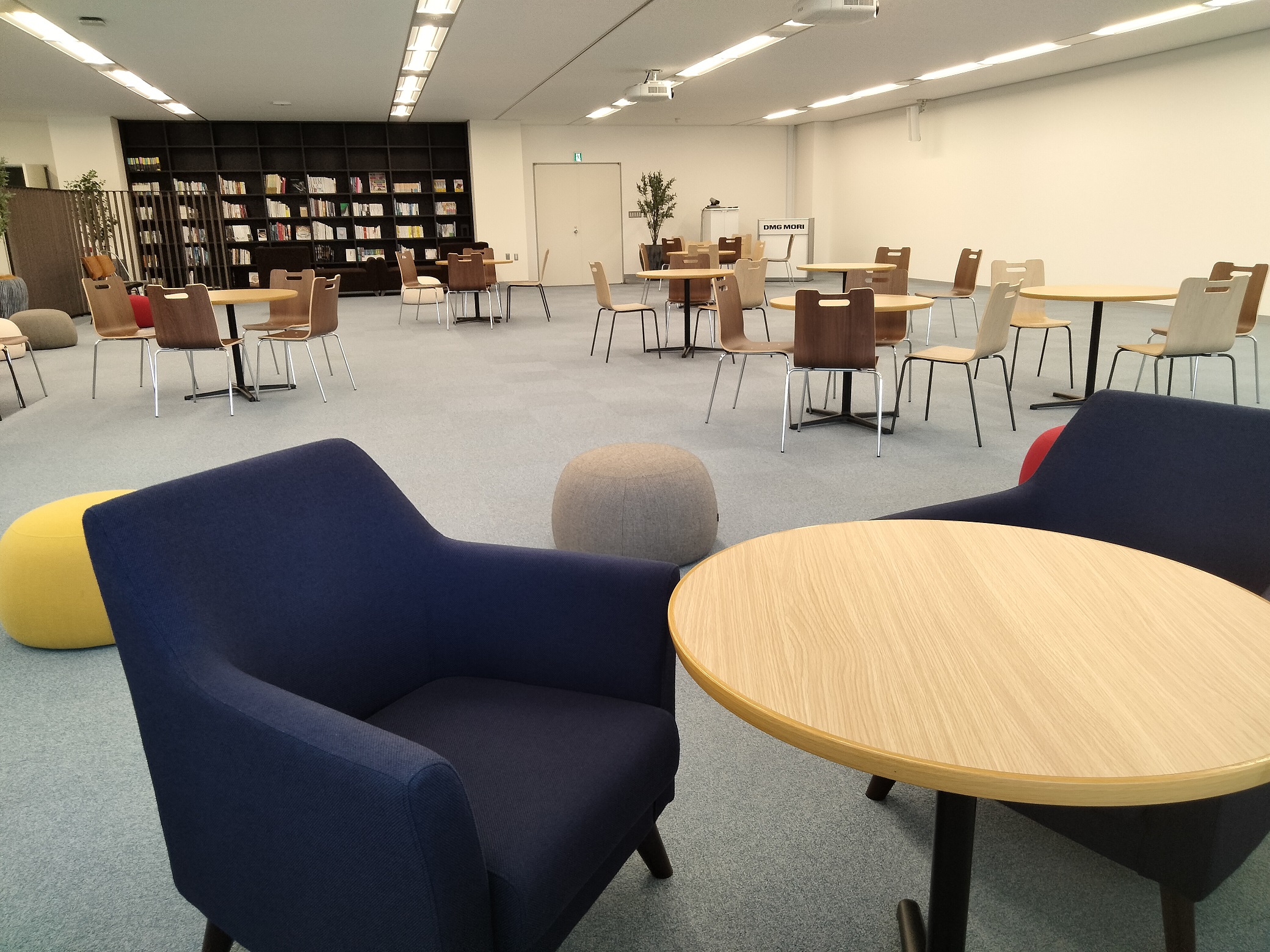 《週2日在宅》＼就業時間えらべます×服装自由♪／営業サポート
