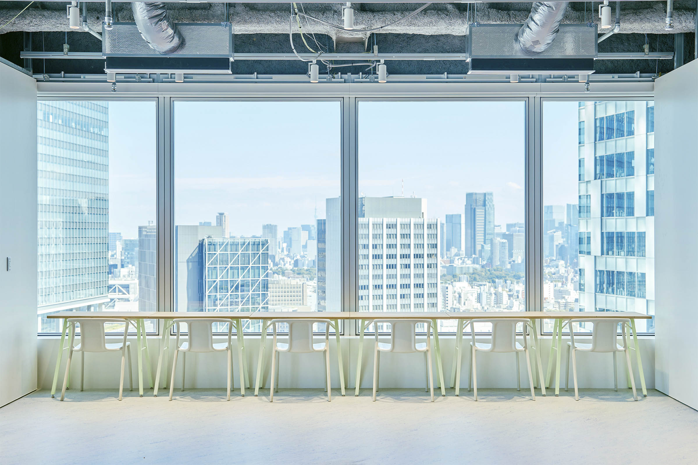 ＼週3～5日勤務OK／大手IT企業!!パンフレット＆バナーデザイン☆