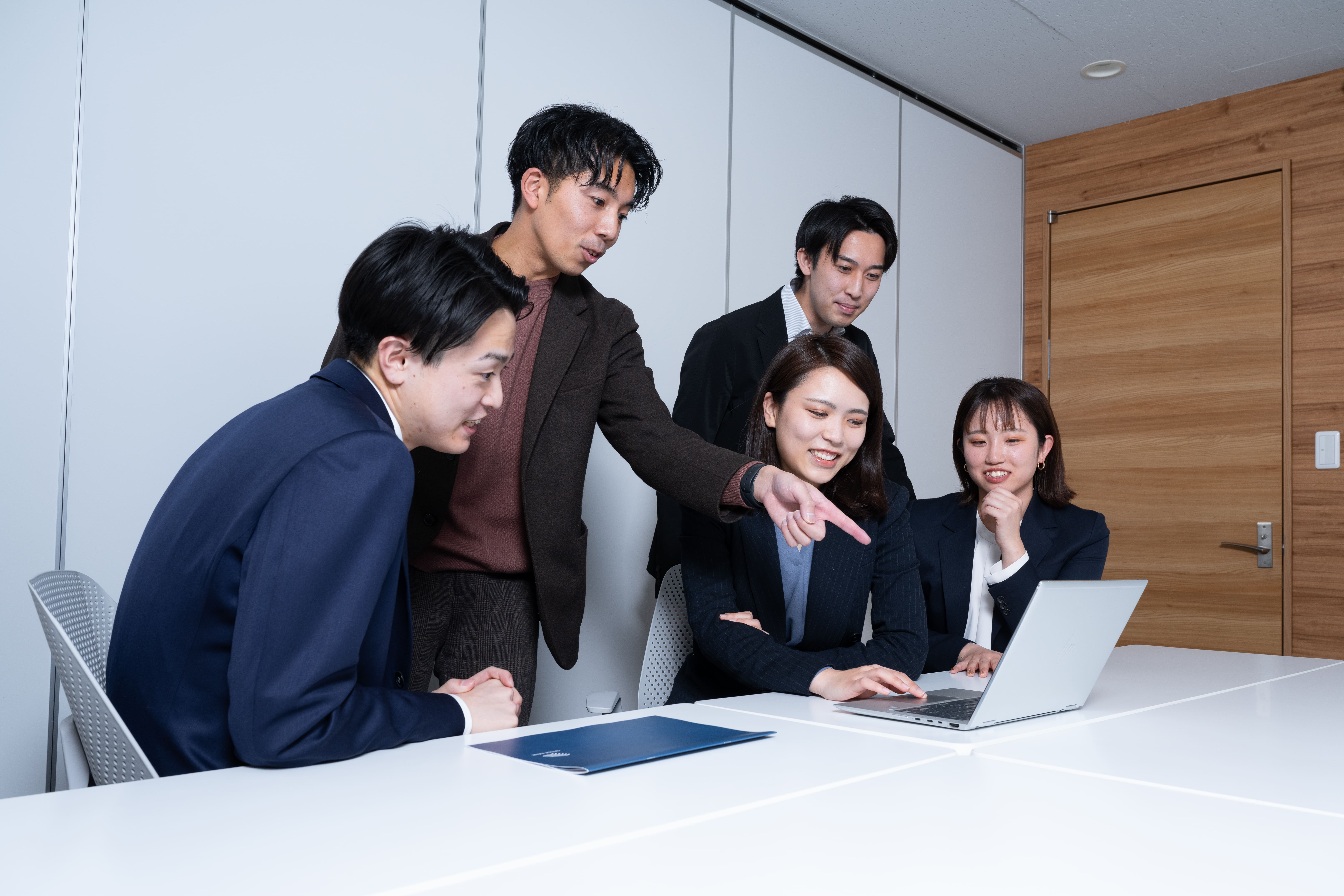渋谷駅すぐ♪時給1900円も◎カジュアルOK!!20代30代活躍の会社☆