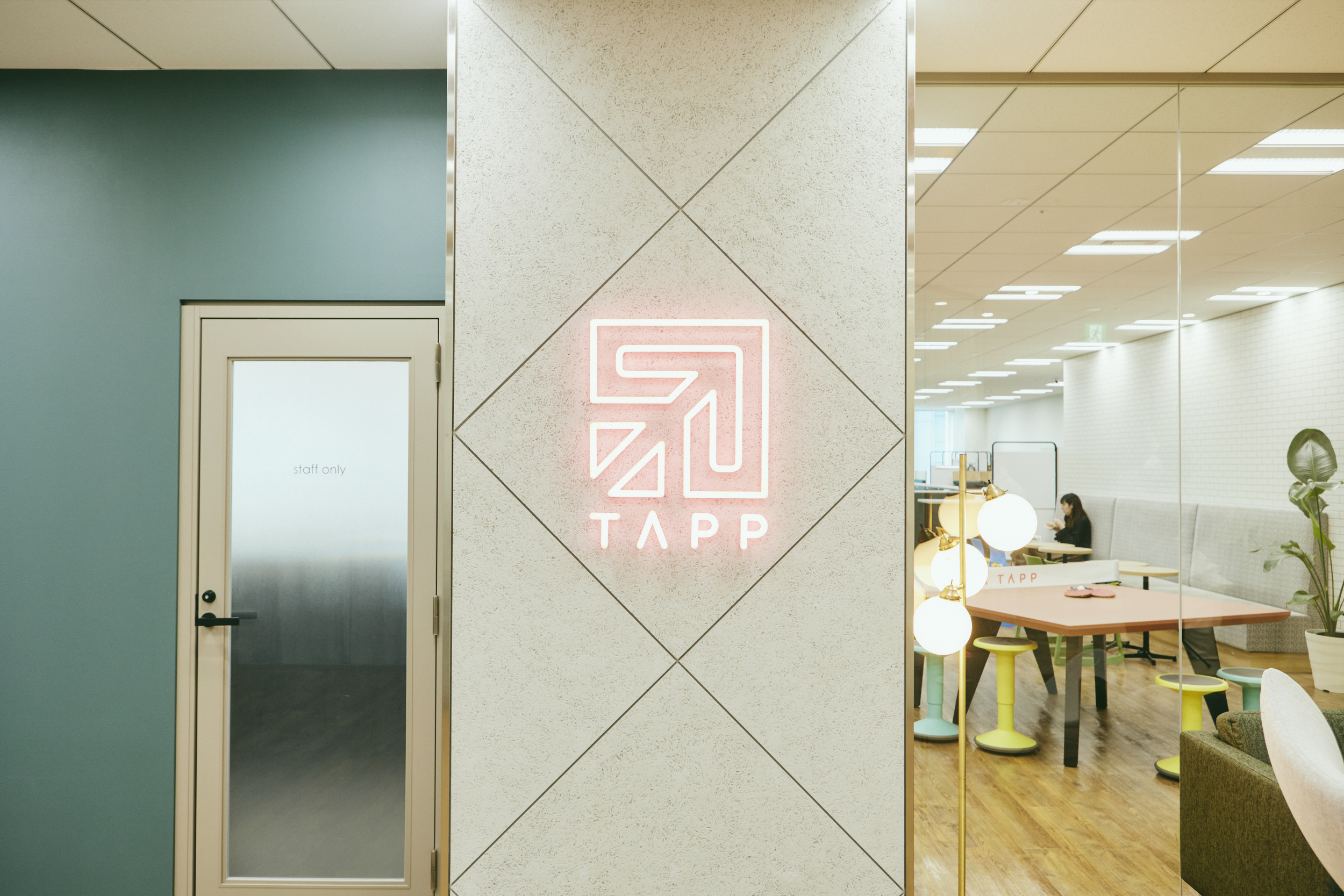 「officeワークでスキルUP」~週３在宅×残業少/住宅手当24~48万